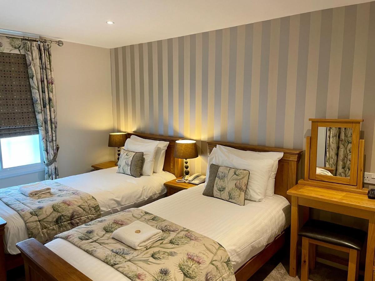 Glen Clova Hotel & Luxury Lodges Millton of Clova Екстериор снимка