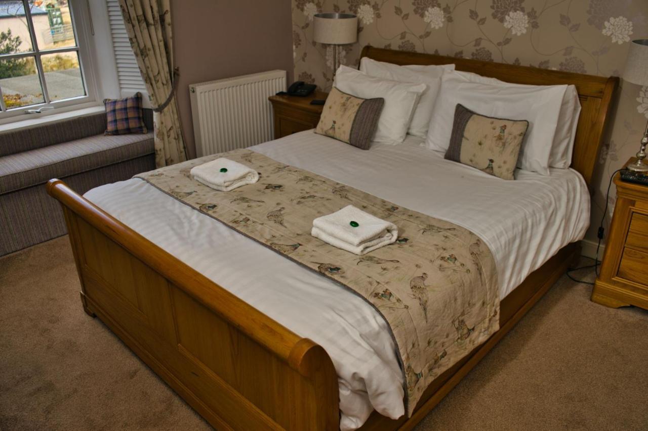 Glen Clova Hotel & Luxury Lodges Millton of Clova Екстериор снимка