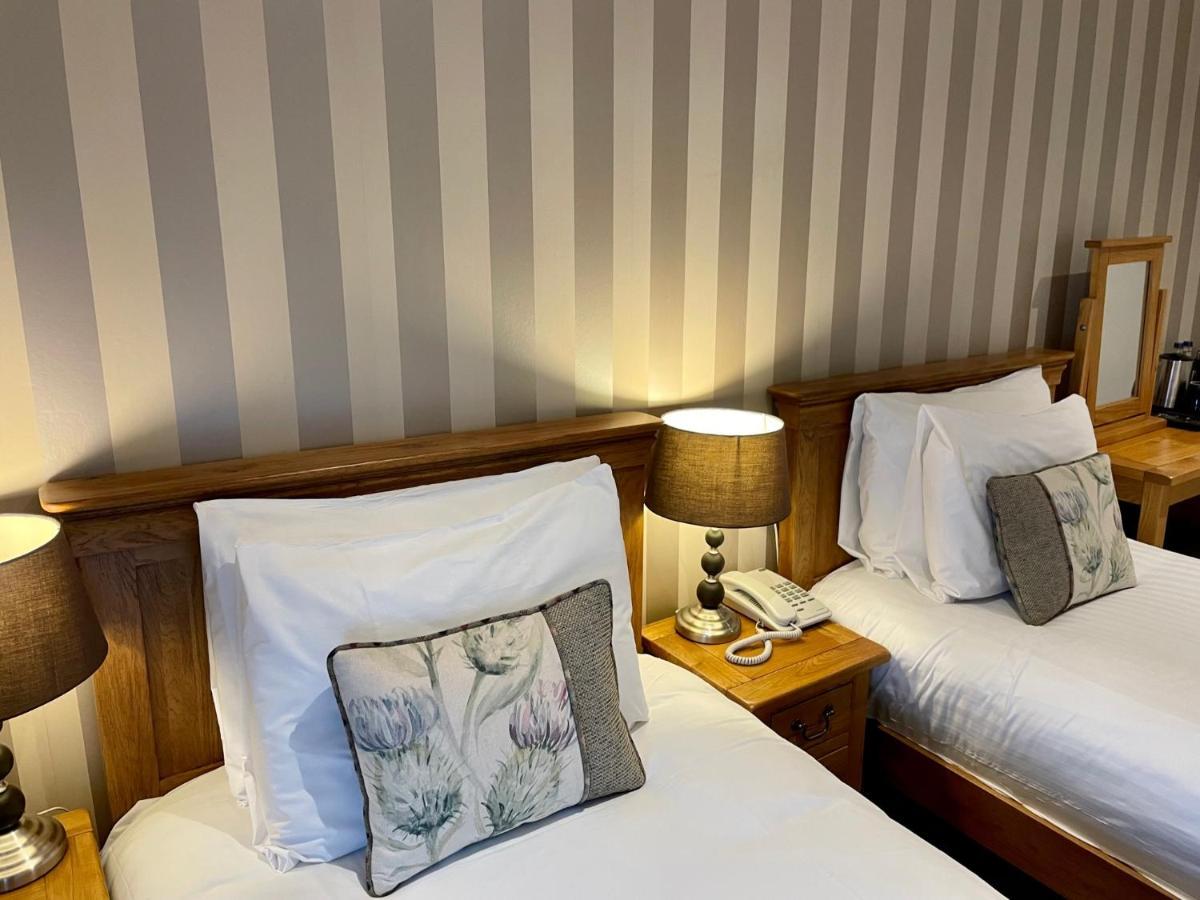 Glen Clova Hotel & Luxury Lodges Millton of Clova Екстериор снимка