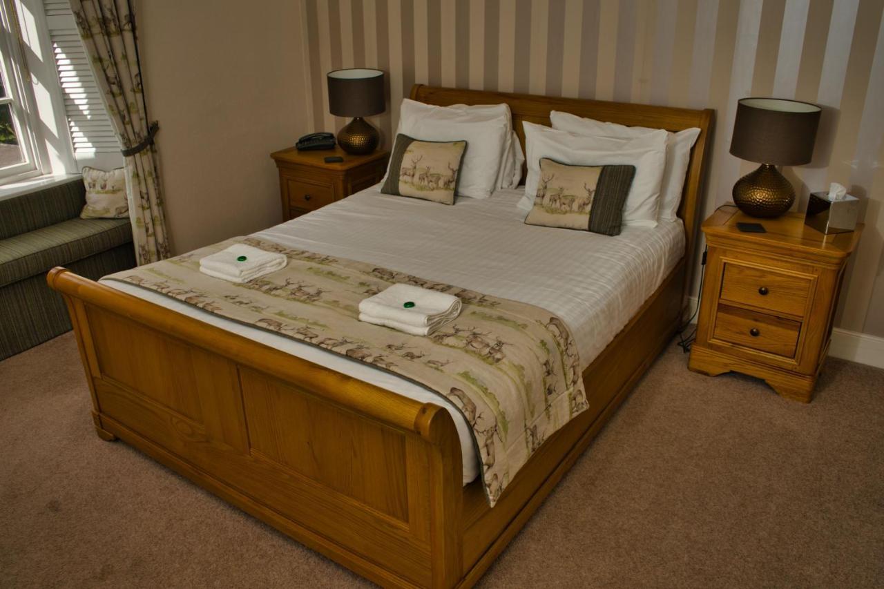 Glen Clova Hotel & Luxury Lodges Millton of Clova Екстериор снимка