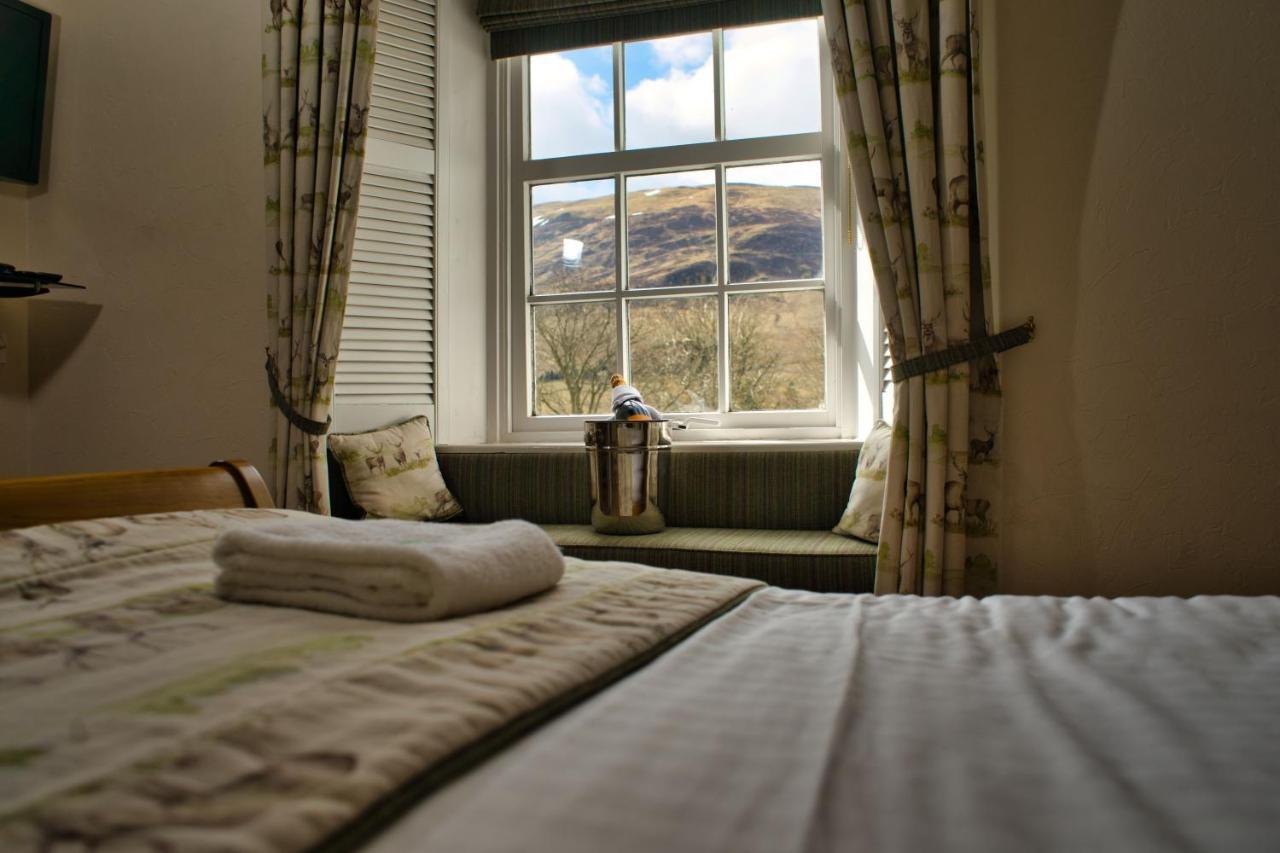 Glen Clova Hotel & Luxury Lodges Millton of Clova Екстериор снимка