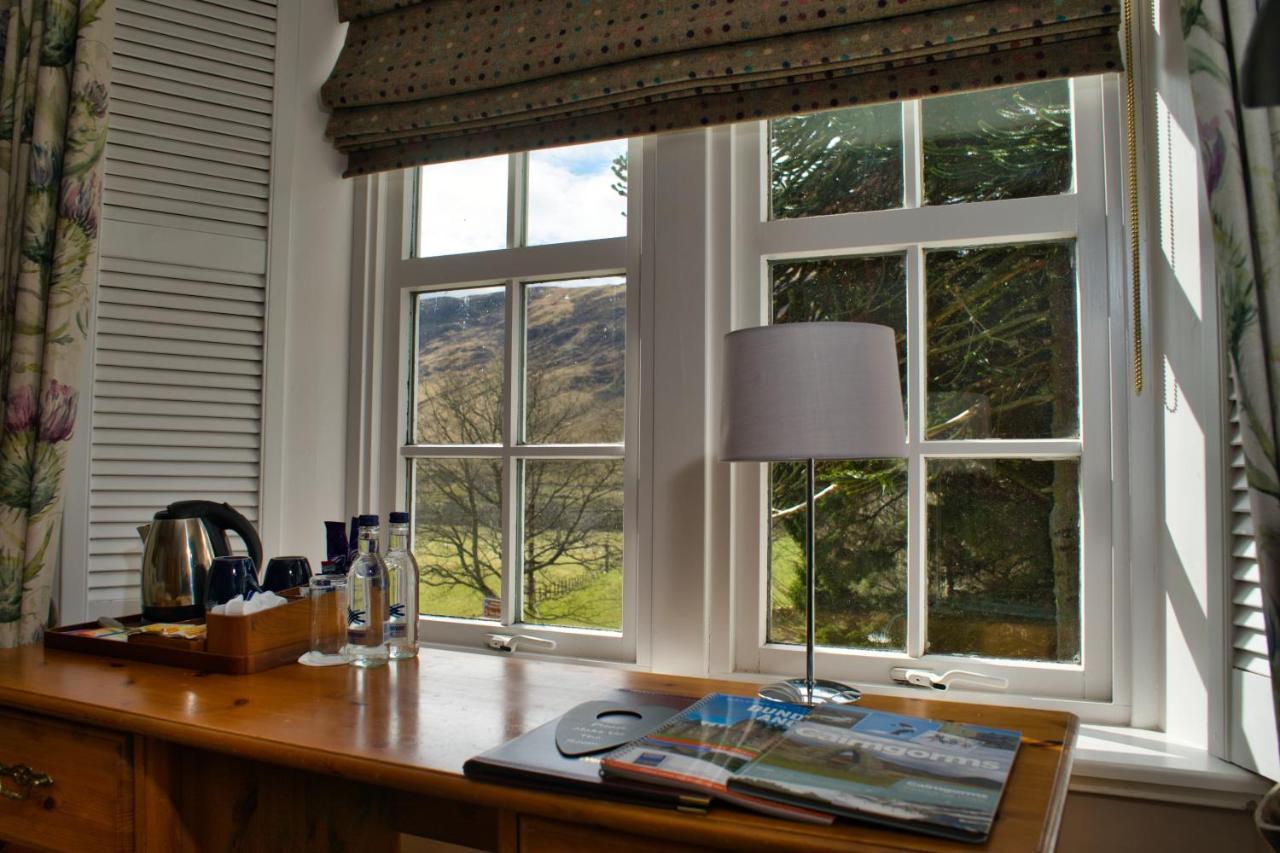 Glen Clova Hotel & Luxury Lodges Millton of Clova Екстериор снимка